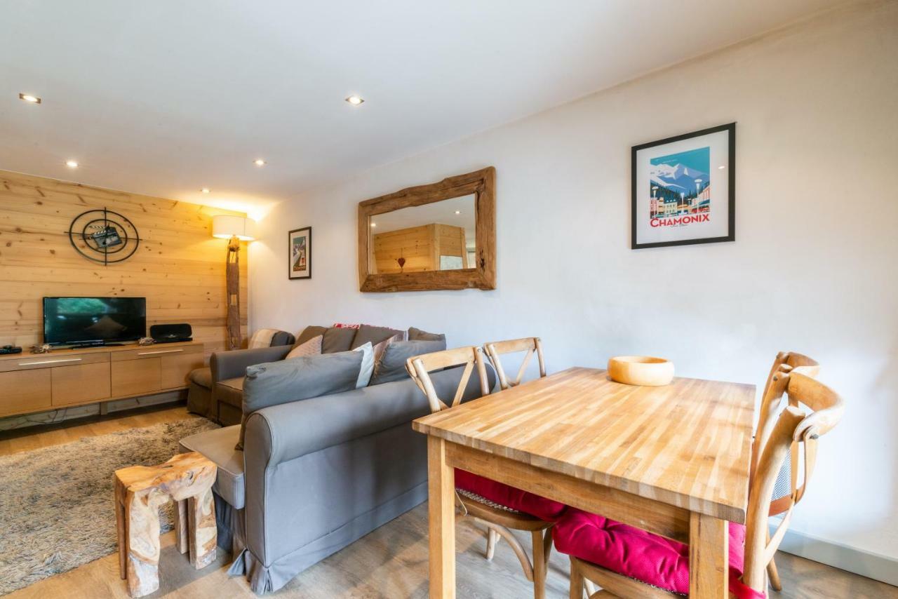 Charmant Apartment Chamonix Center With Mont Blanc View Bagian luar foto